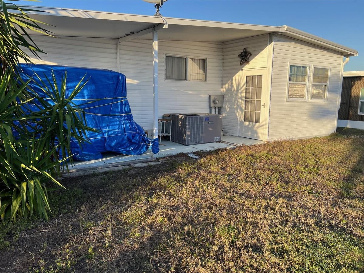 220 ROYAL PALM CIRCLE — photo 4 of 29
