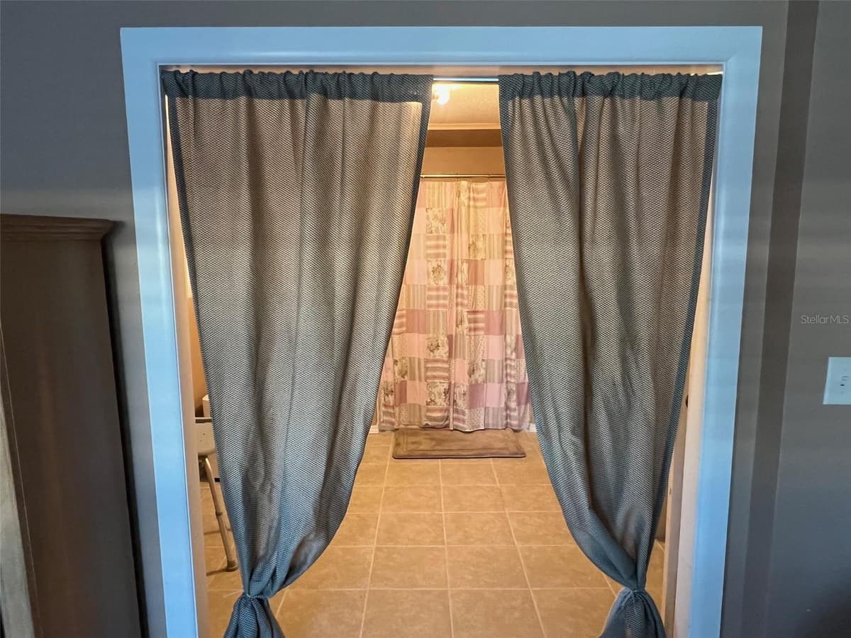 220 ROYAL PALM CIRCLE — photo 20 of 29
