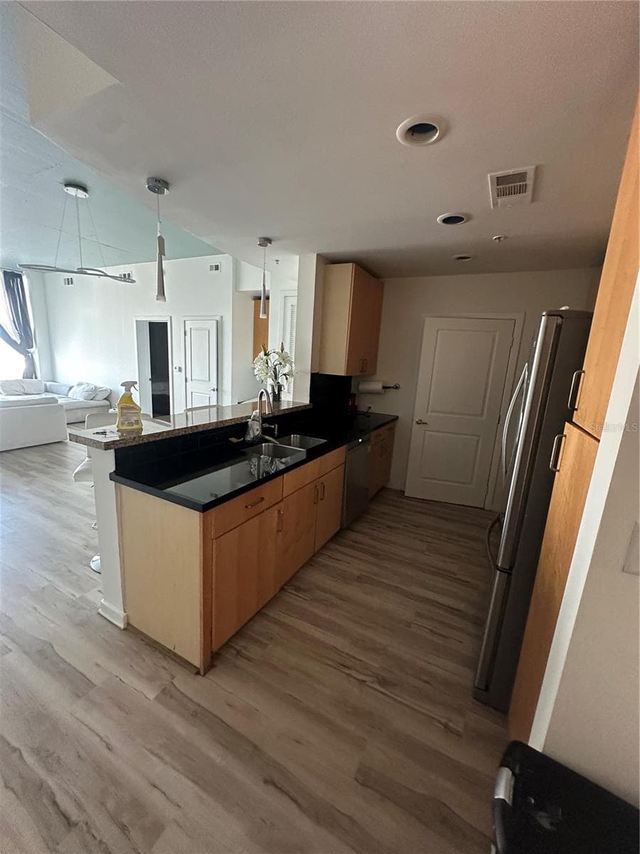 155 COURT AVENUE — photo 22 of 22