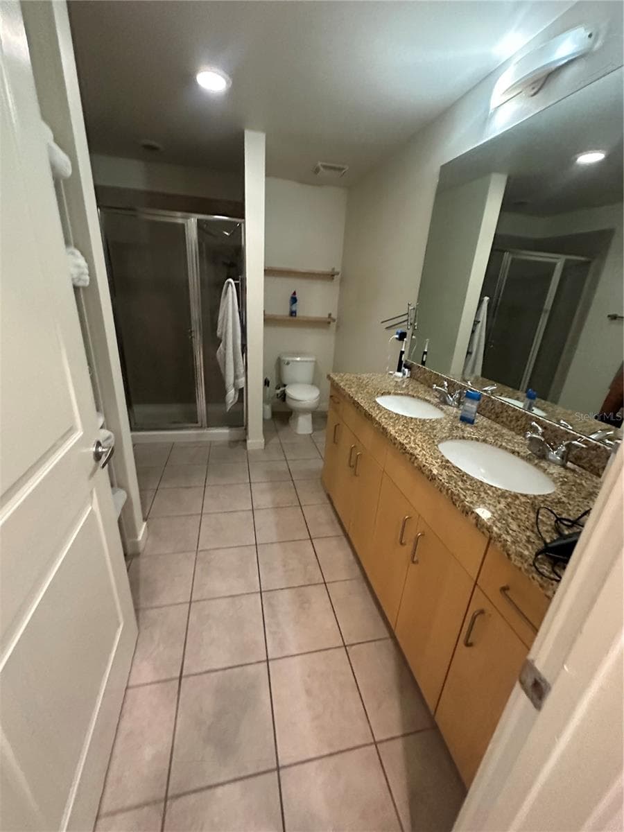 155 COURT AVENUE — photo 15 of 22