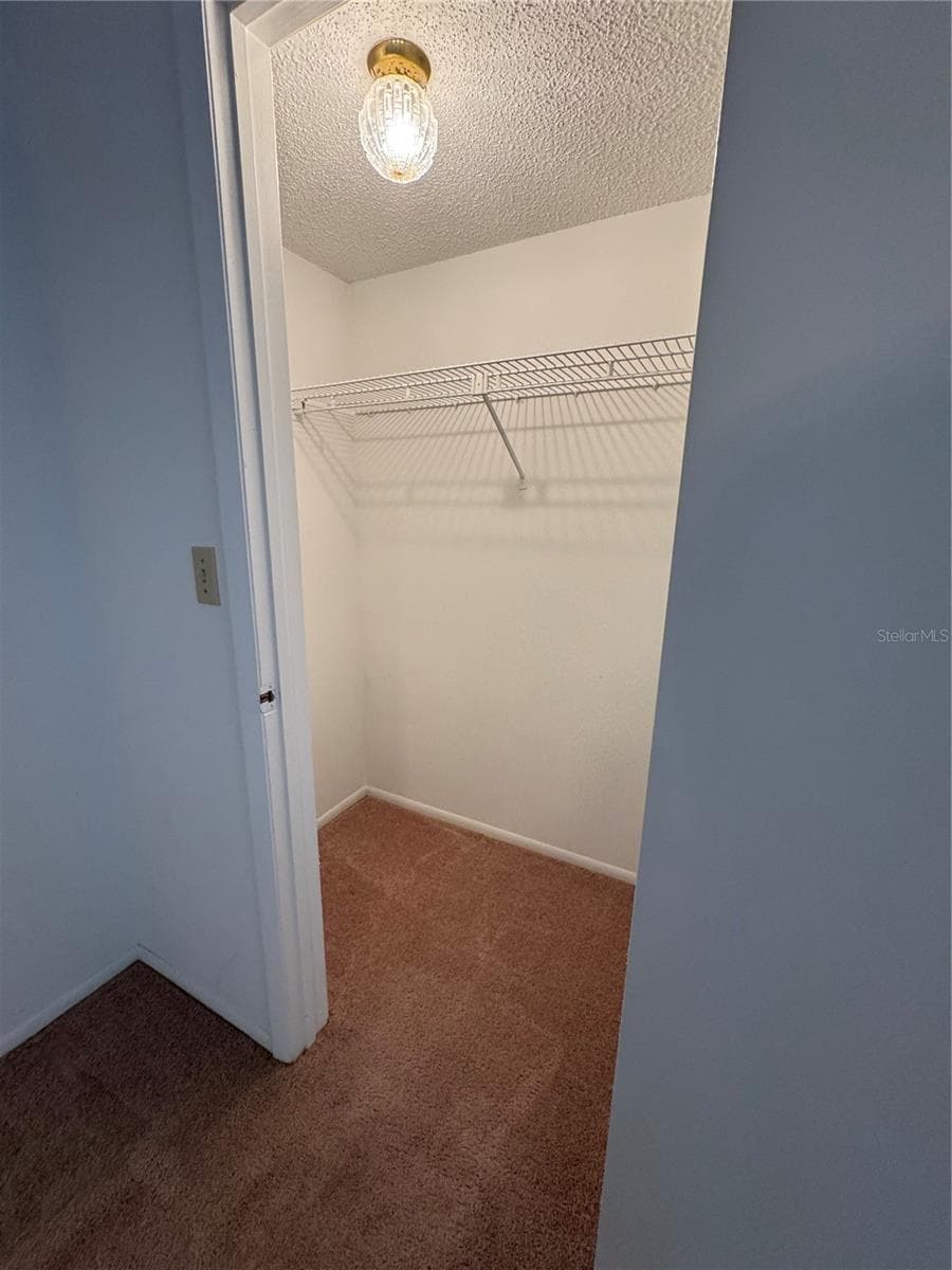 106 LAKESIDE COURT — photo 7 of 13