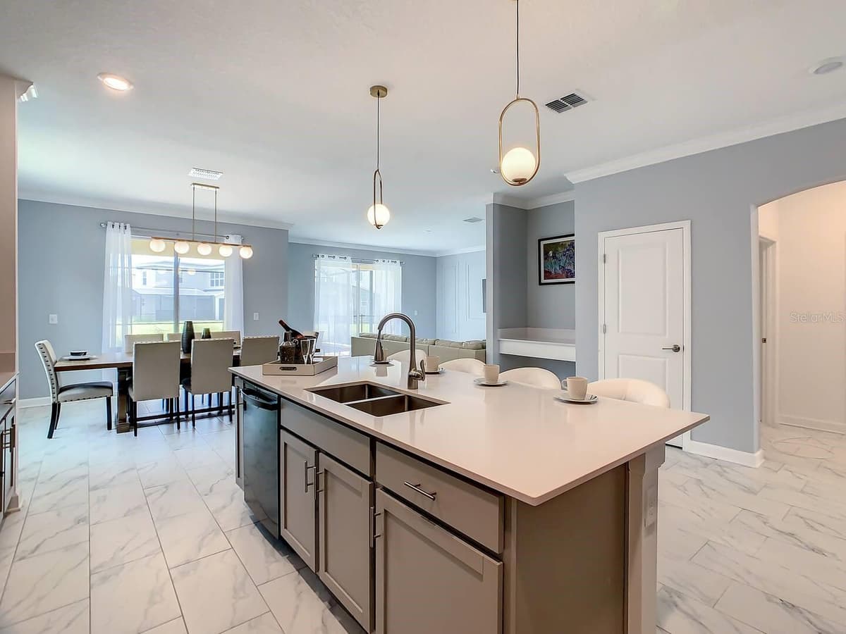 2908 PROTAGONIST STREET — photo 6 of 33