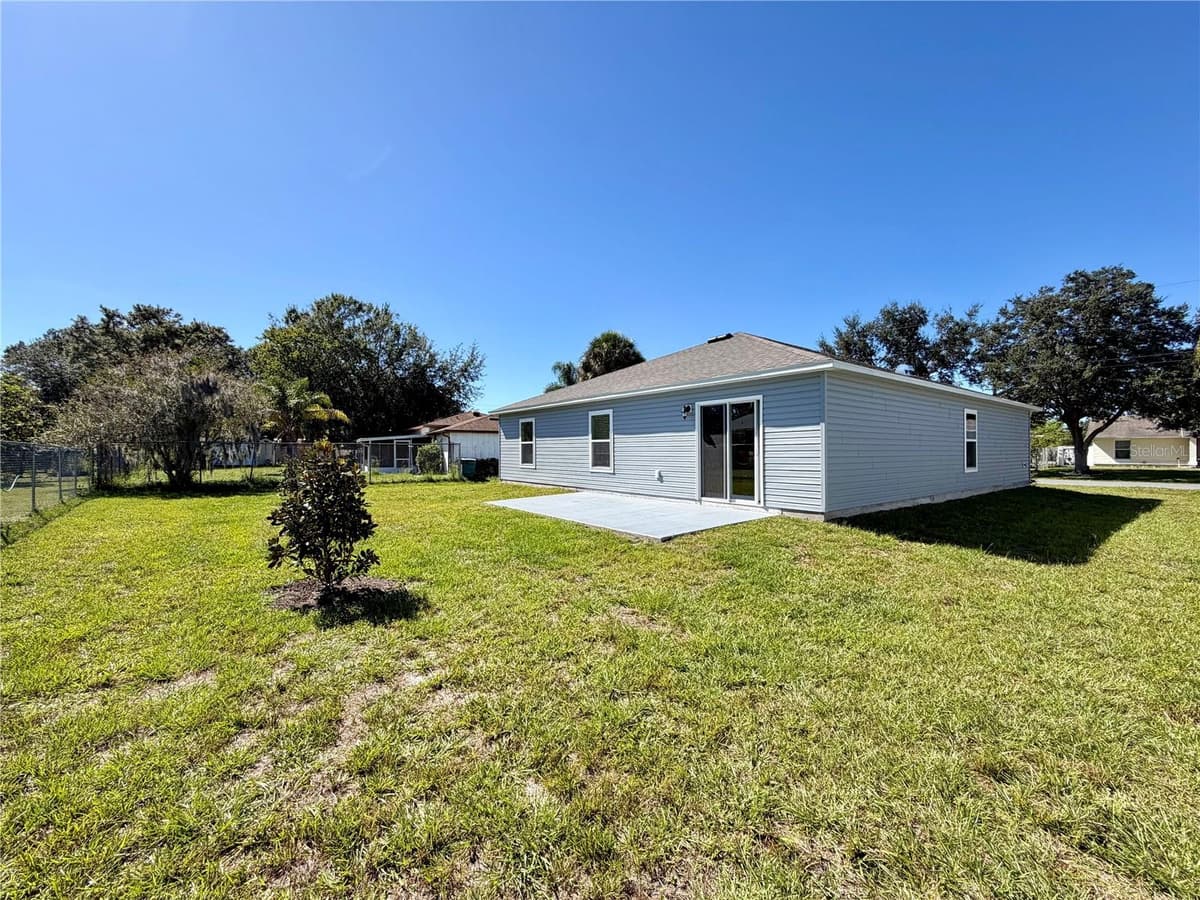229 MAGELLAN AVENUE — photo 10 of 10