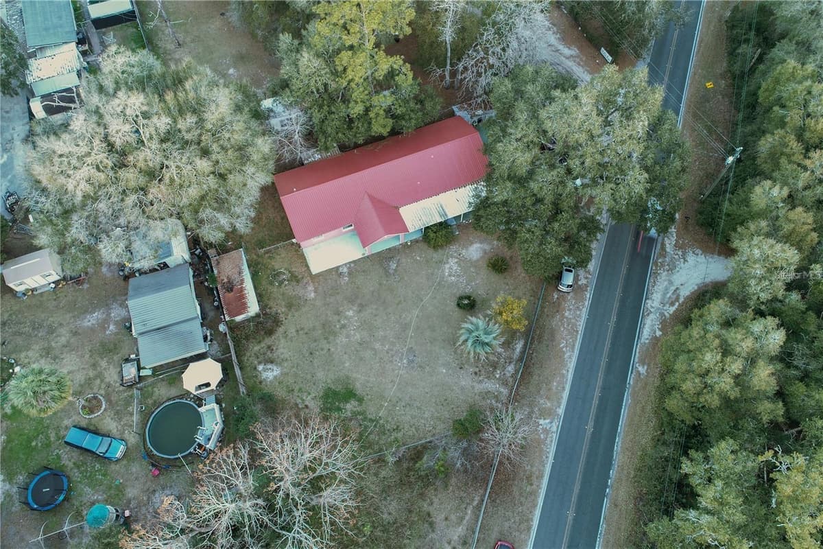912 144TH COURT — photo 15 of 17