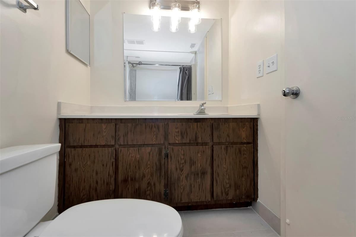 48 CLUB HOUSE DRIVE — photo 26 of 47