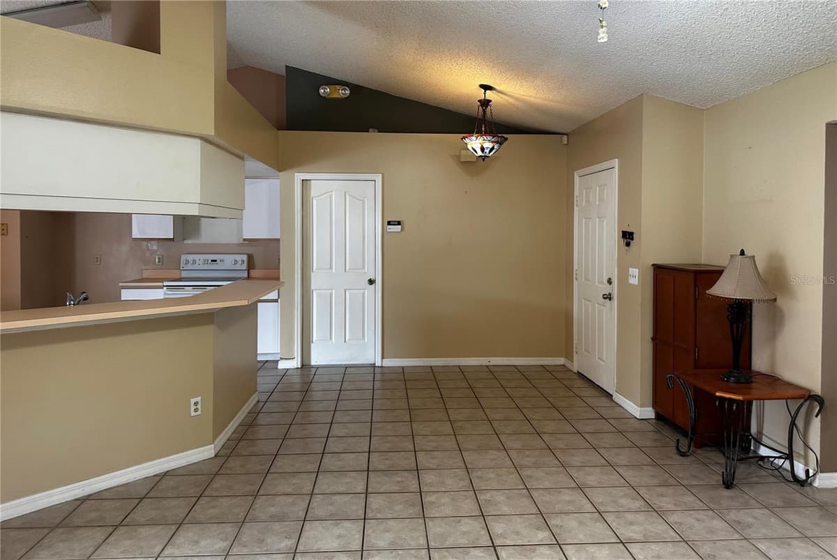 121 LOMA BONITA DRIVE — photo 10 of 43