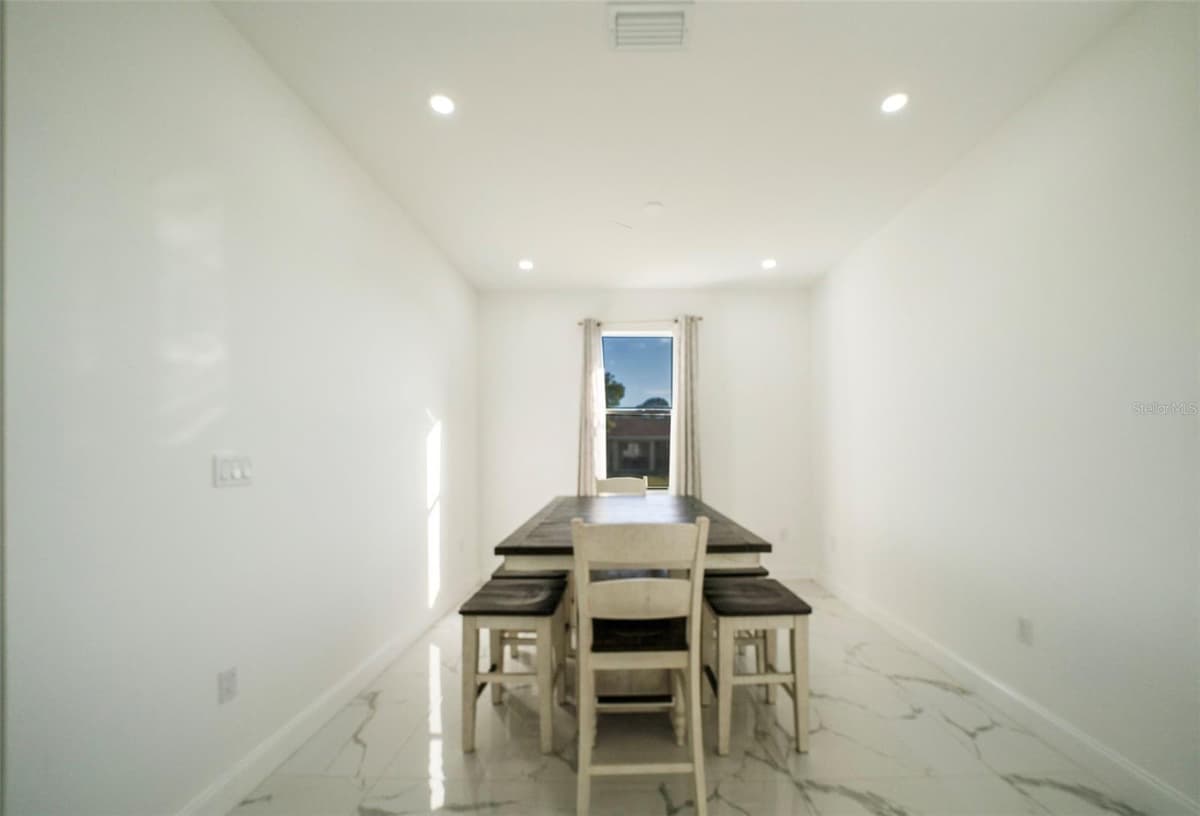 2915 5TH STREET — photo 16 of 39