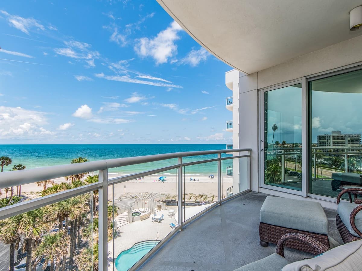 1590 GULF BOULEVARD — photo 22 of 89