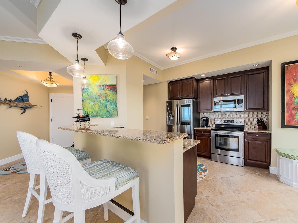 1590 GULF BOULEVARD — photo 31 of 89