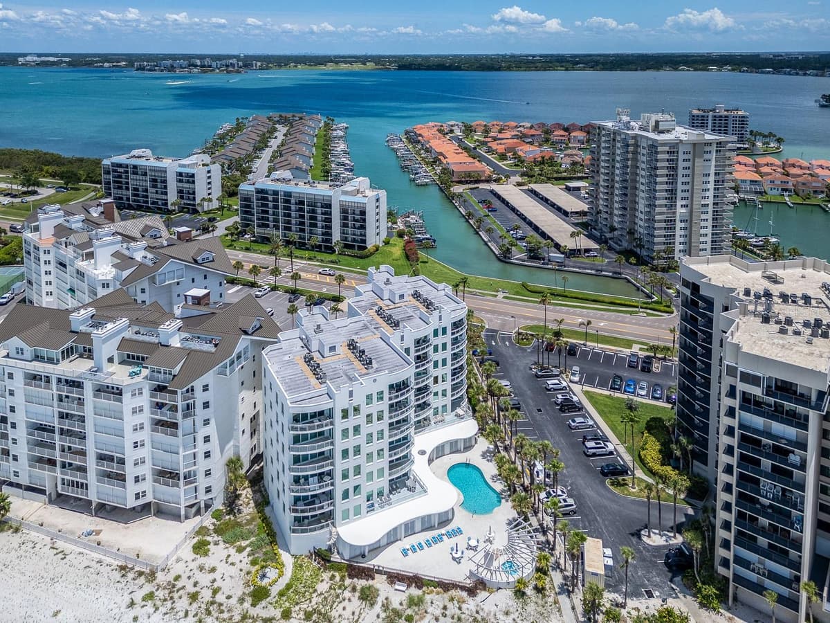 1590 GULF BOULEVARD — photo 73 of 89