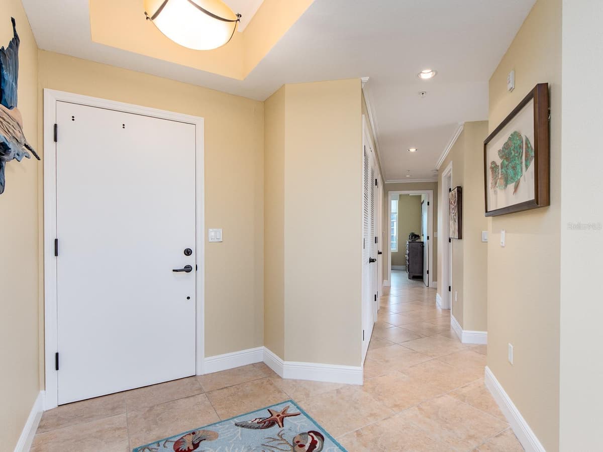 1590 GULF BOULEVARD — photo 9 of 89