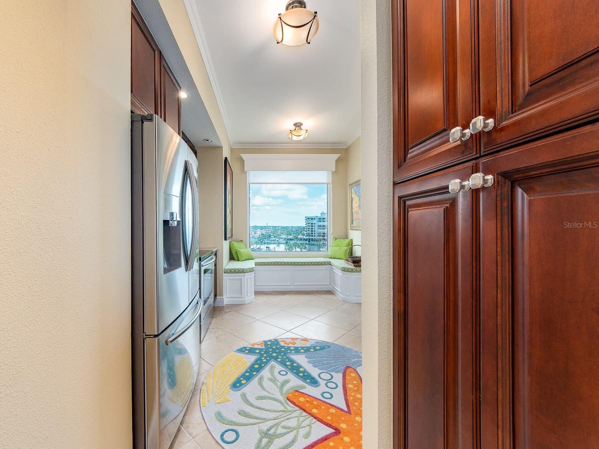 1590 GULF BOULEVARD — photo 33 of 89