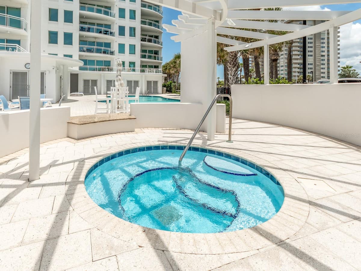 1590 GULF BOULEVARD — photo 78 of 89