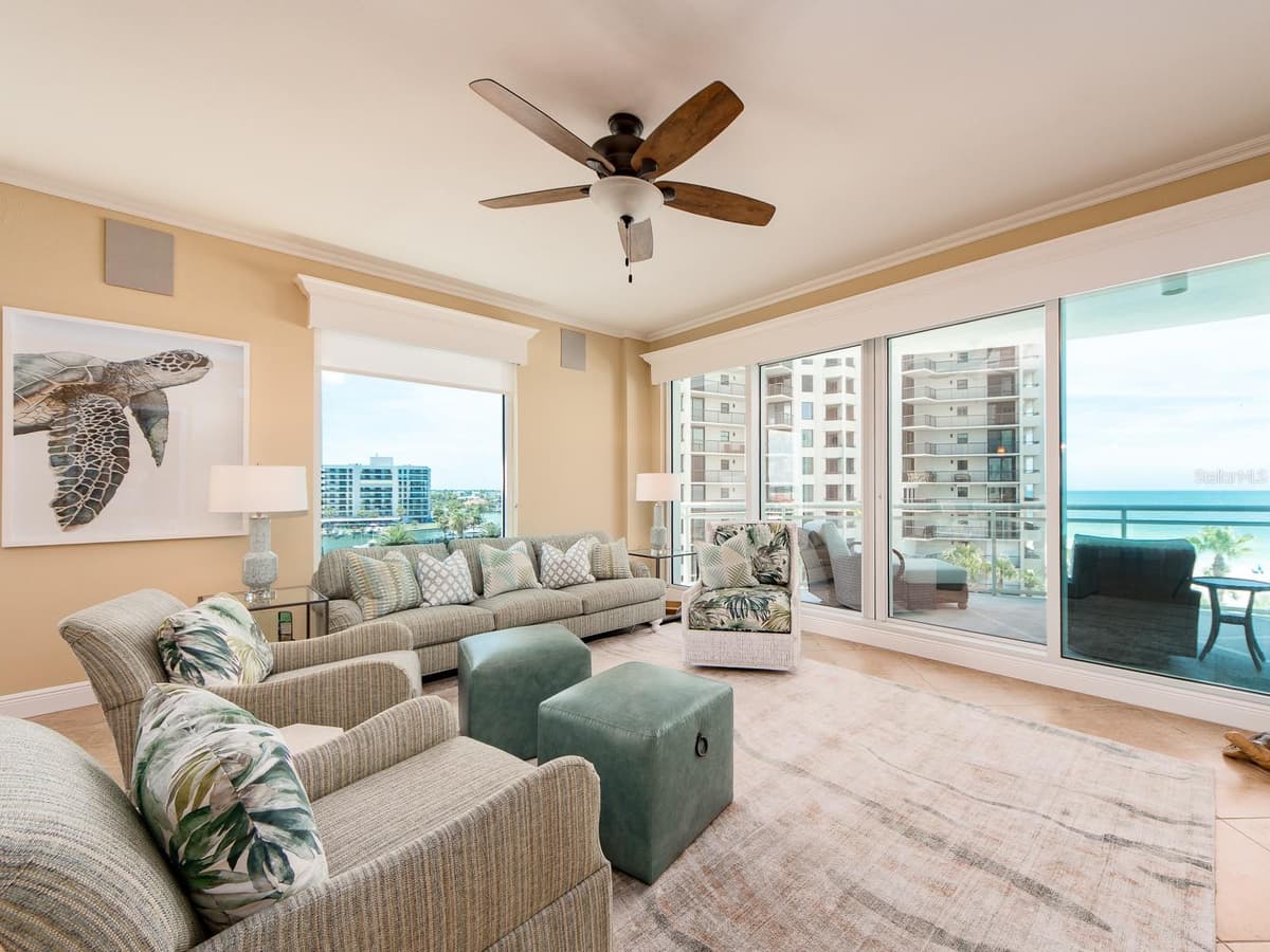 1590 GULF BOULEVARD — photo 12 of 89