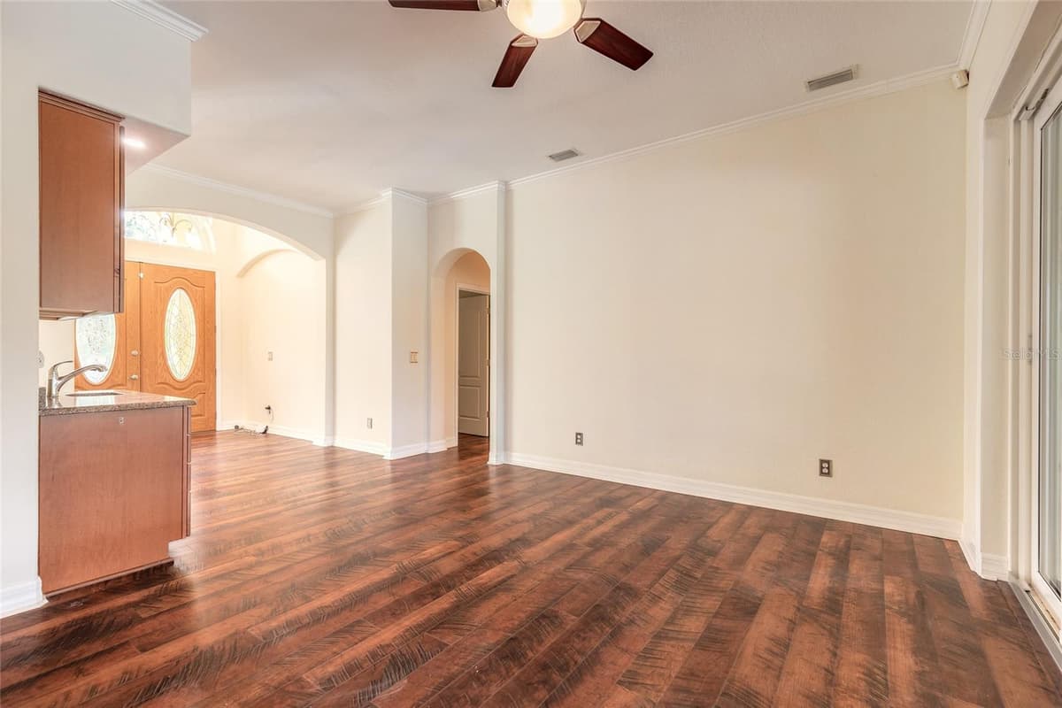 20 PROMENADE AT LIONSPAW — photo 21 of 78