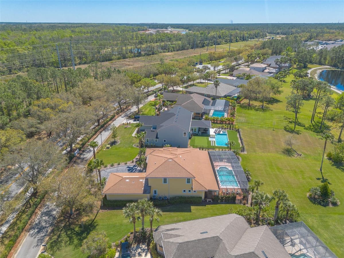 20 PROMENADE AT LIONSPAW — photo 68 of 78