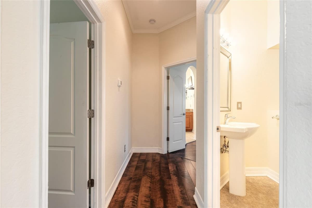20 PROMENADE AT LIONSPAW — photo 45 of 78