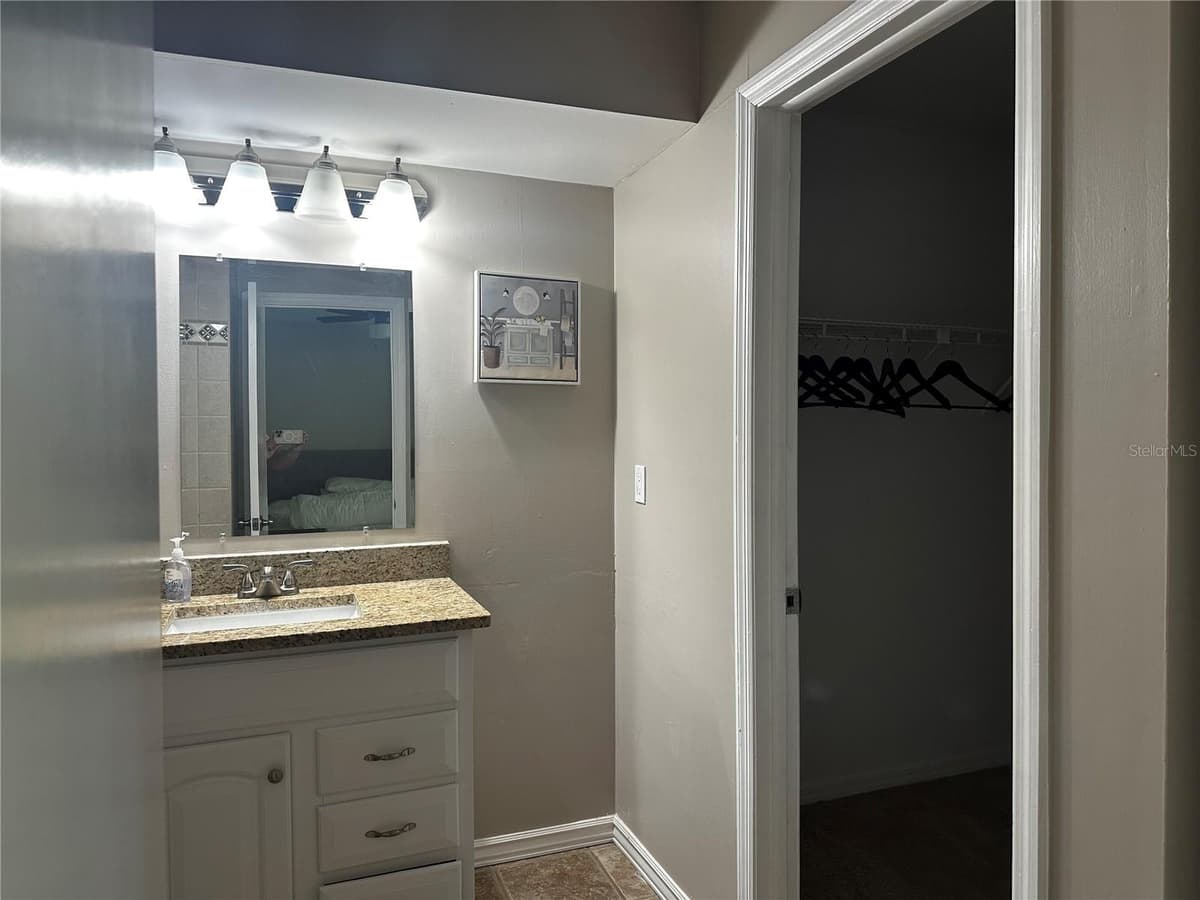 5434 SADDLEBROOK WAY — photo 15 of 17
