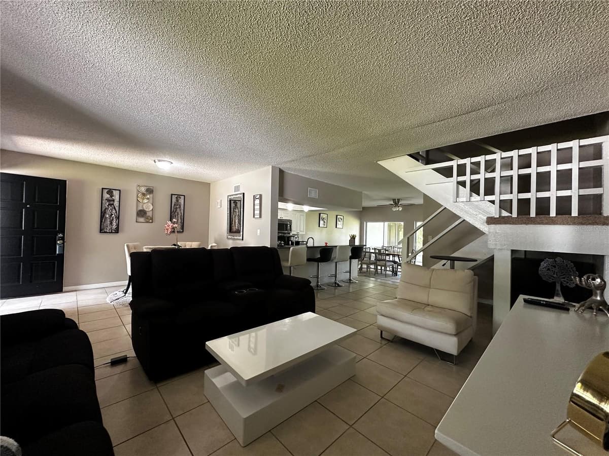 5434 SADDLEBROOK WAY — photo 3 of 17