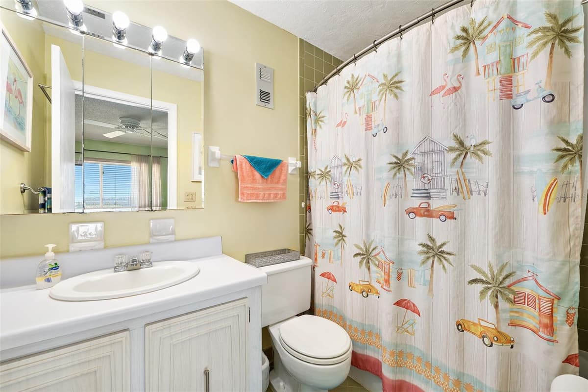 2711 HALIFAX AVENUE — photo 19 of 49