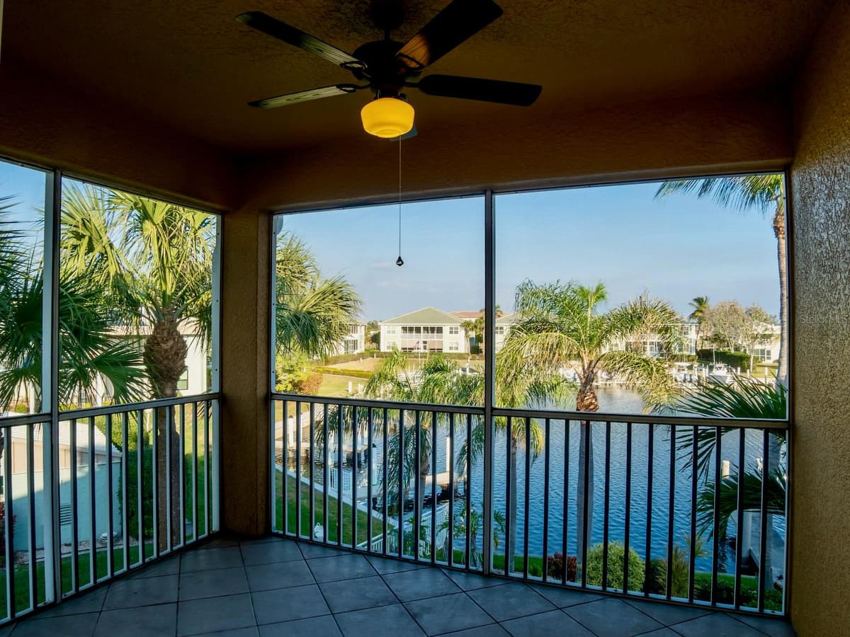 3216 PURPLE MARTIN DRIVE — photo 12 of 42
