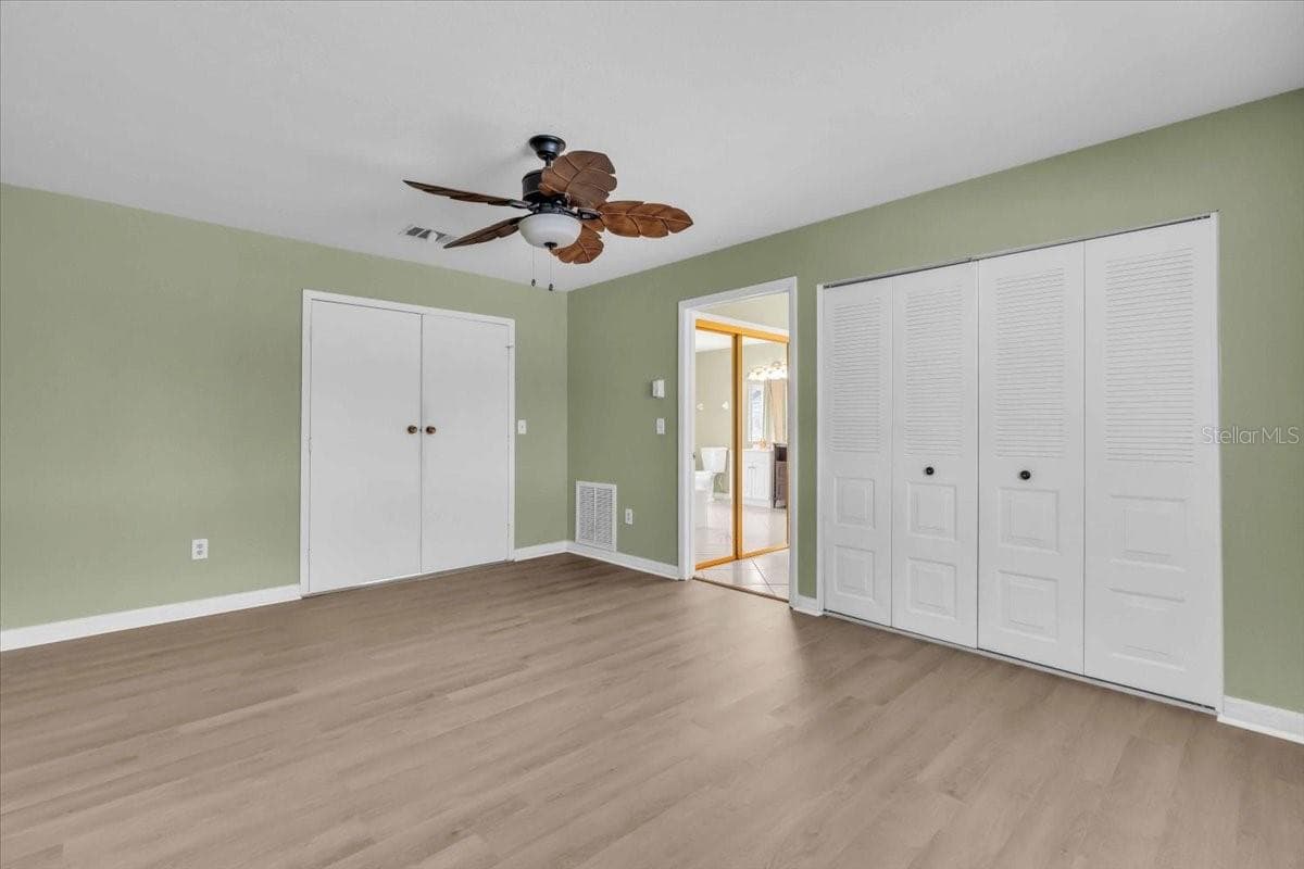 5061 RICHMOND TERRACE — photo 16 of 38