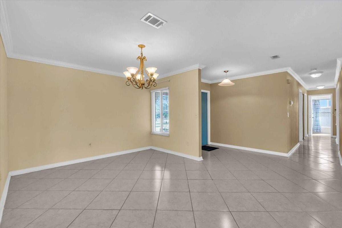 5061 RICHMOND TERRACE — photo 4 of 38