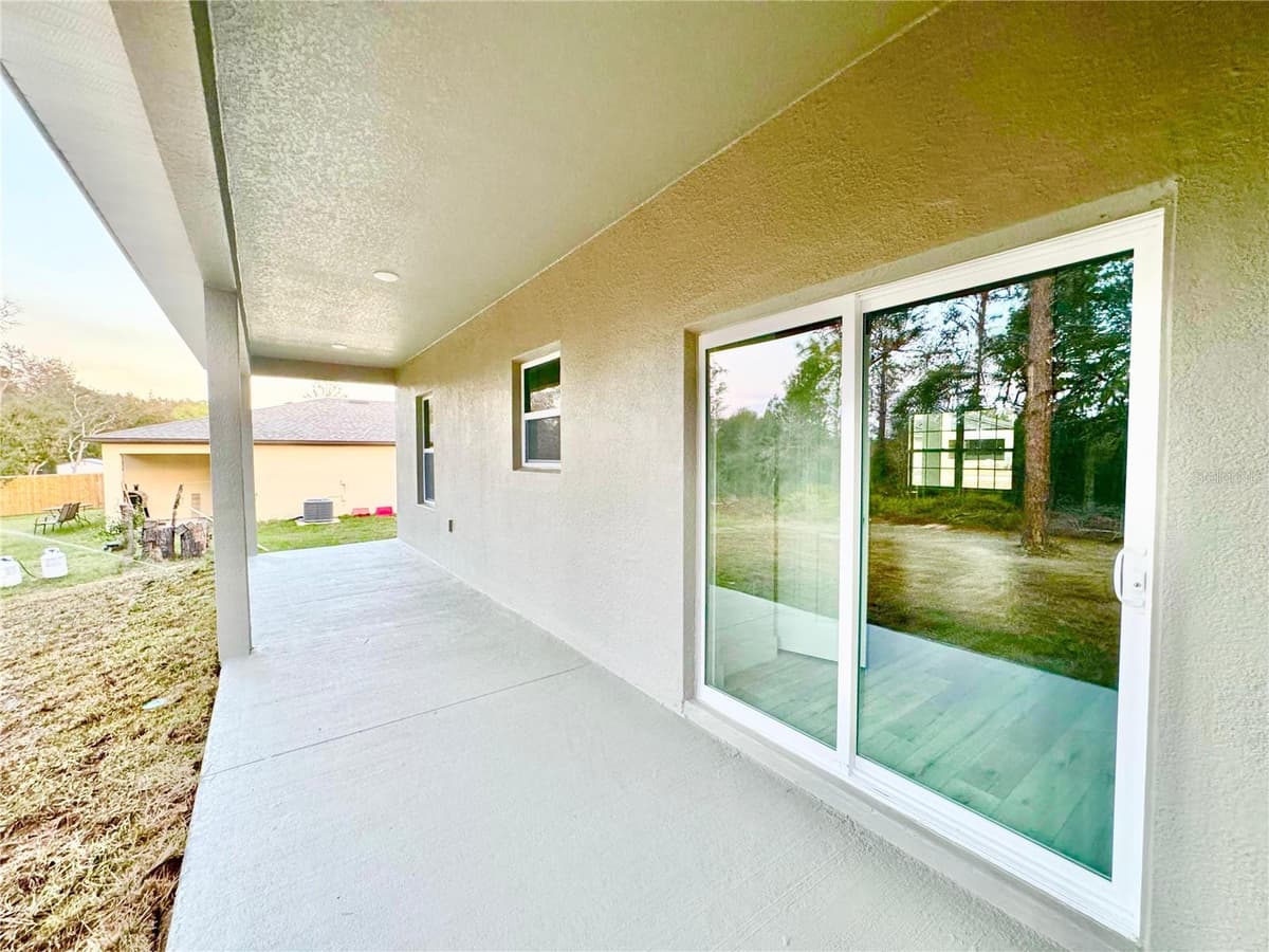 2085 HAMPSHIRE BOULEVARD — photo 12 of 25