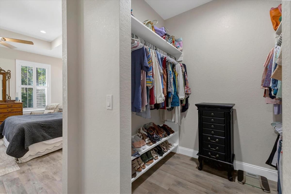 1115 GLADSTONE BOULEVARD — photo 27 of 53