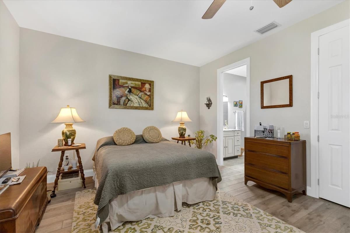 1115 GLADSTONE BOULEVARD — photo 21 of 53