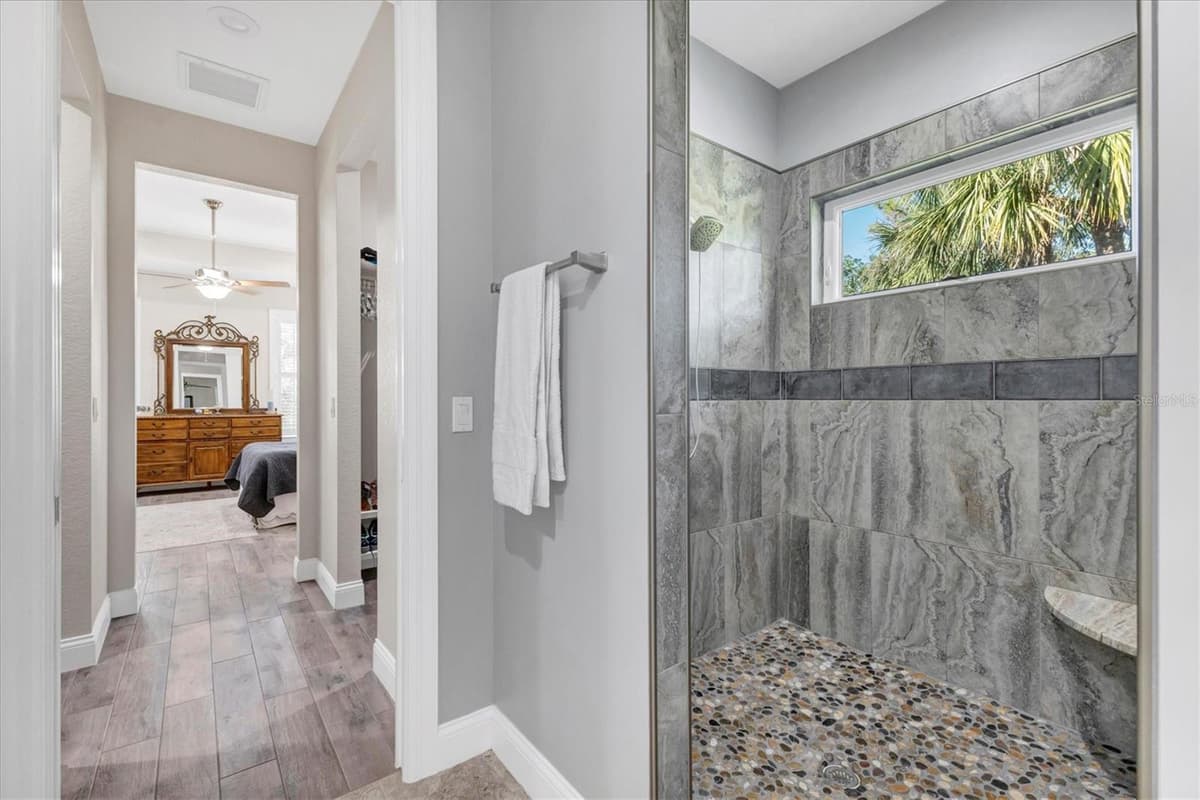 1115 GLADSTONE BOULEVARD — photo 31 of 53