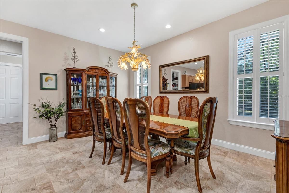 1115 GLADSTONE BOULEVARD — photo 18 of 53