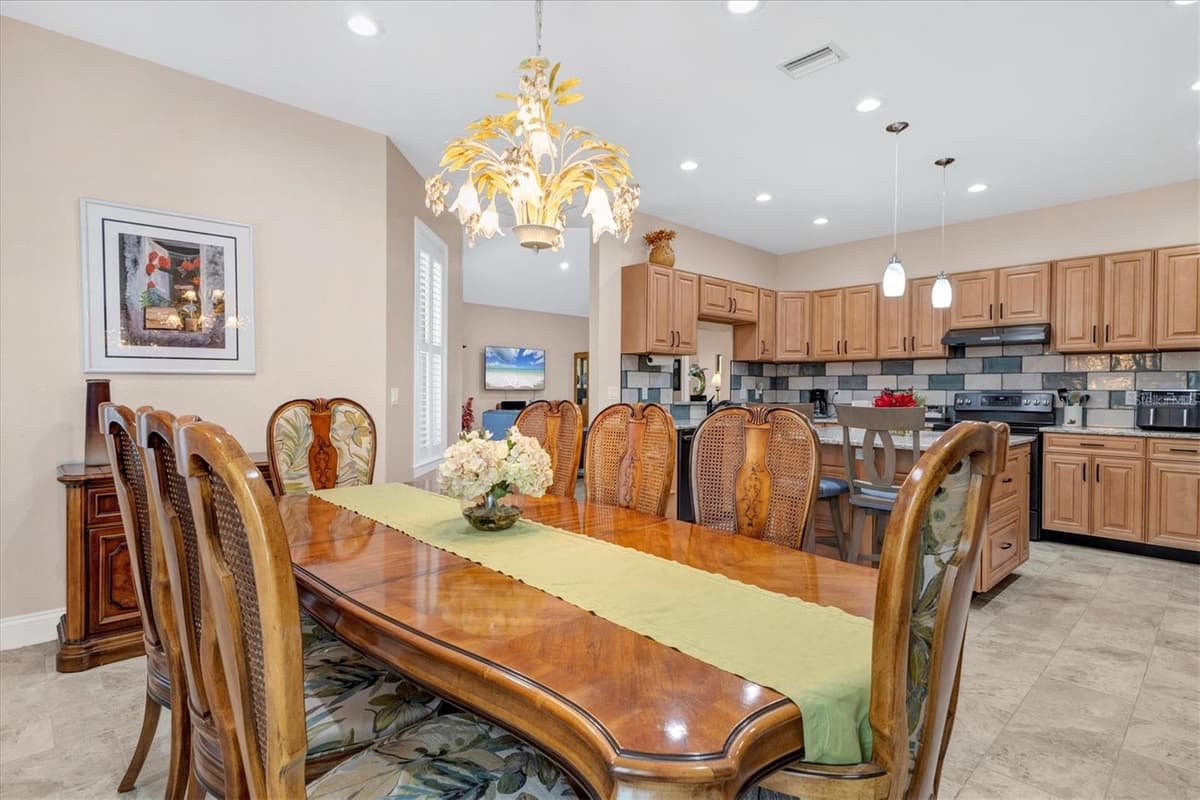 1115 GLADSTONE BOULEVARD — photo 19 of 53