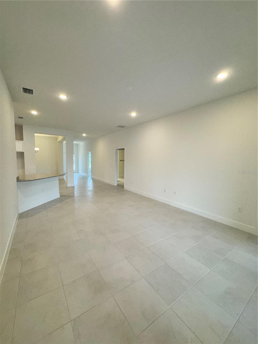 2675 AVERLAND LOOP — photo 4 of 12