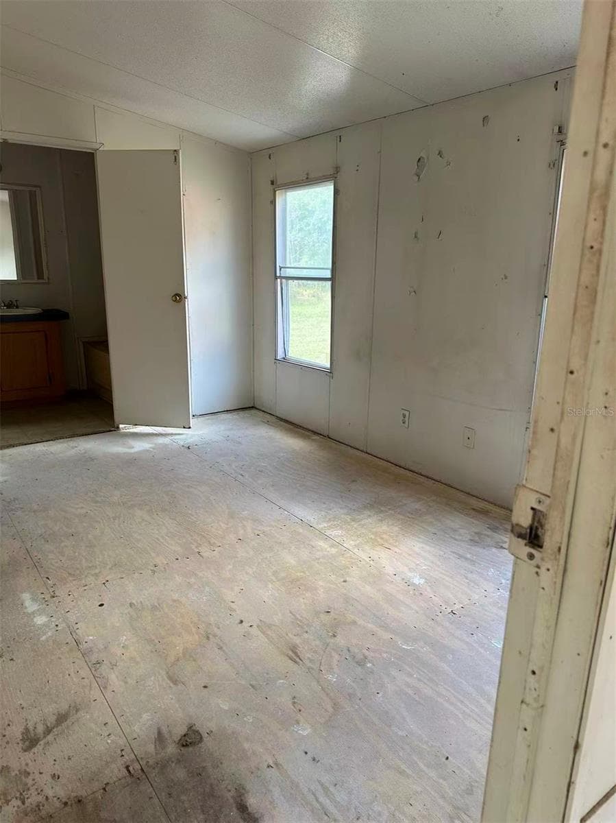 28430 97TH LANE — photo 7 of 23