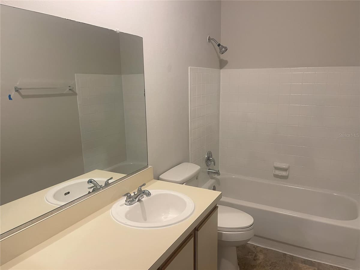 4419 SEMORAN BOULEVARD — photo 15 of 30