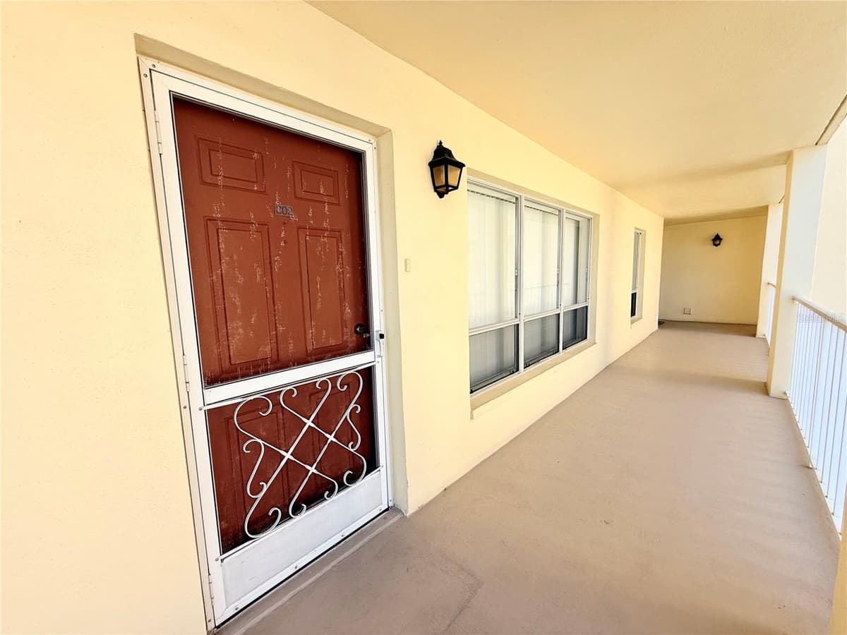 9000 COMMODORE DRIVE — photo 6 of 21