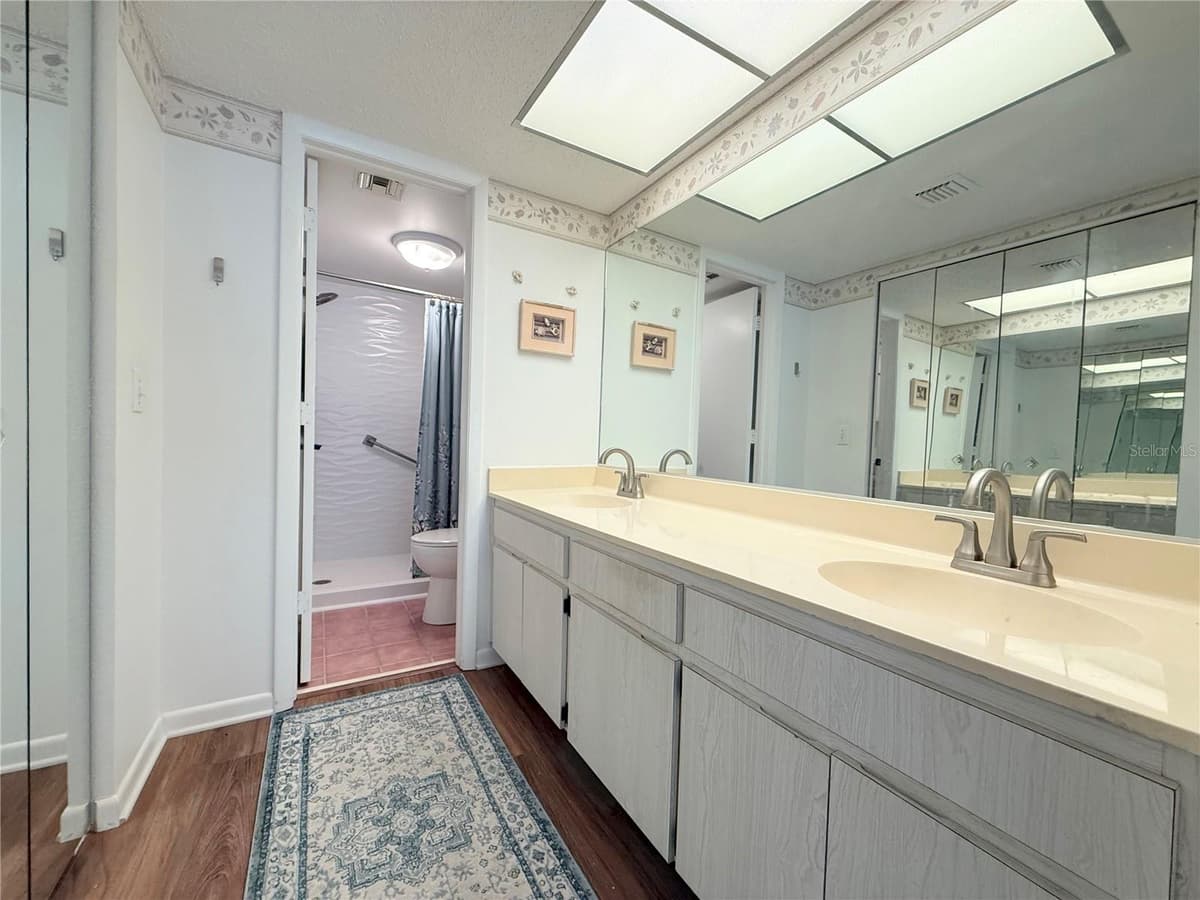 9000 COMMODORE DRIVE — photo 14 of 21