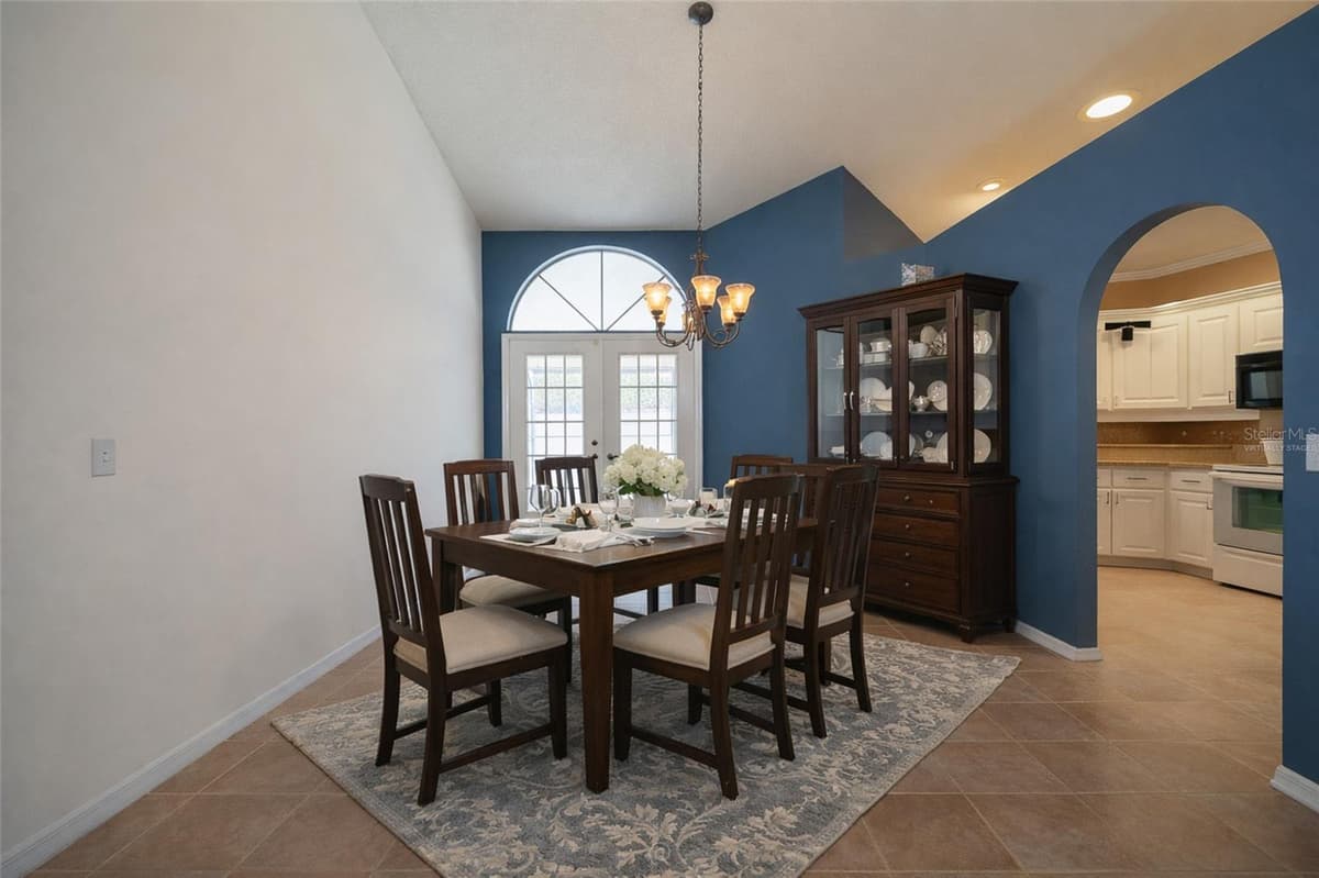 130 BAYSIDE DRIVE — photo 10 of 39