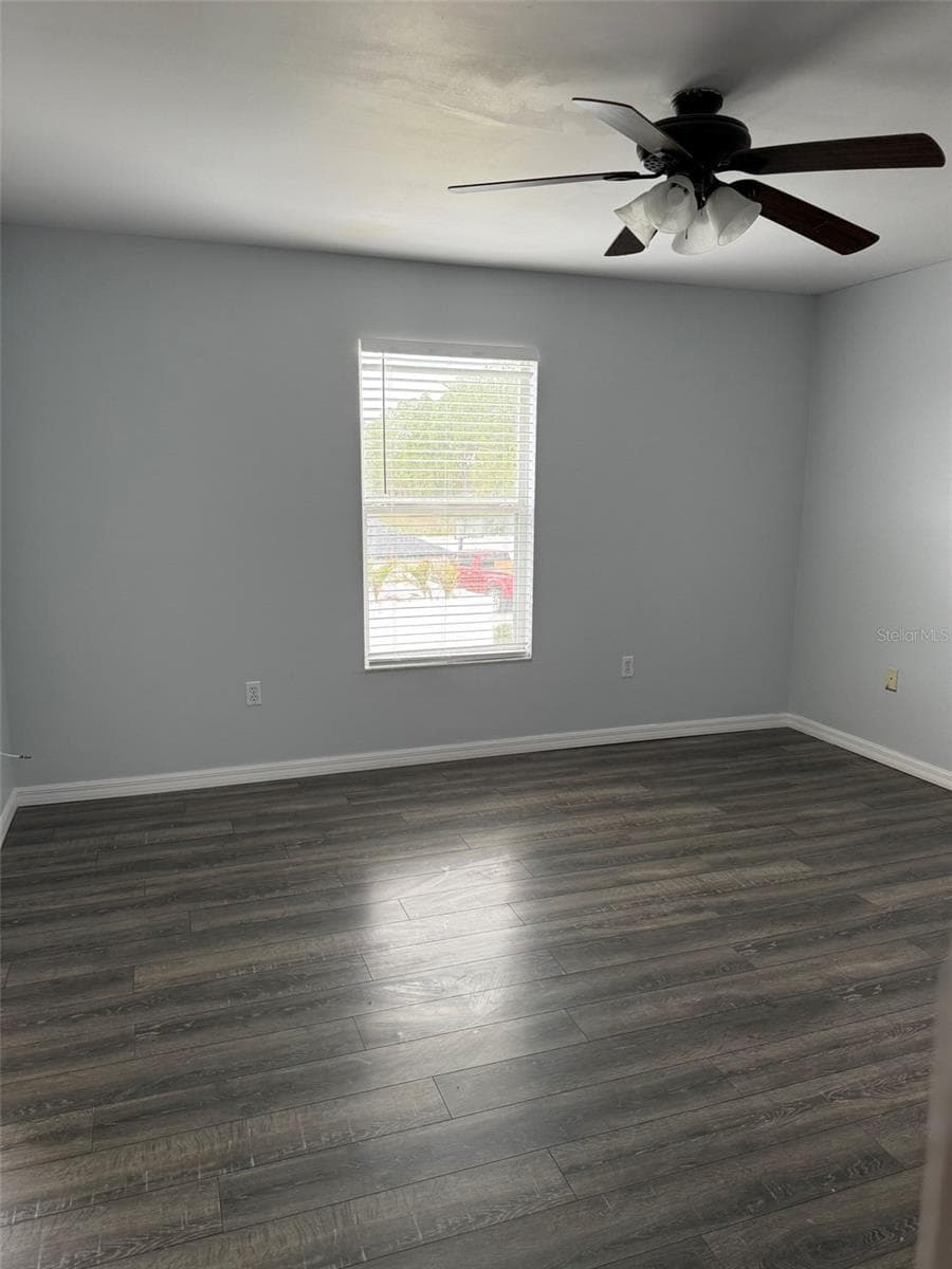1117 CAMBOURNE DRIVE — photo 19 of 40