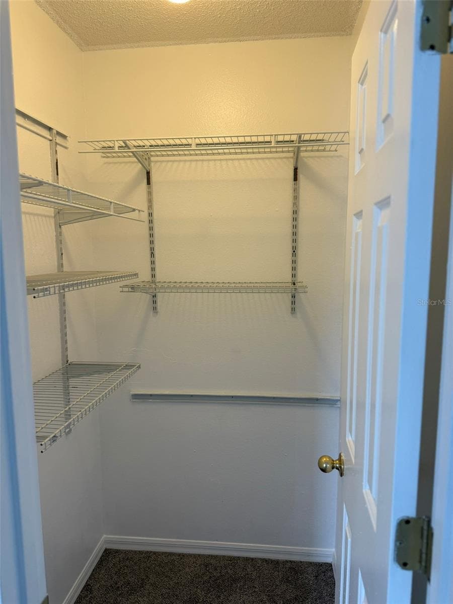 1117 CAMBOURNE DRIVE — photo 31 of 40