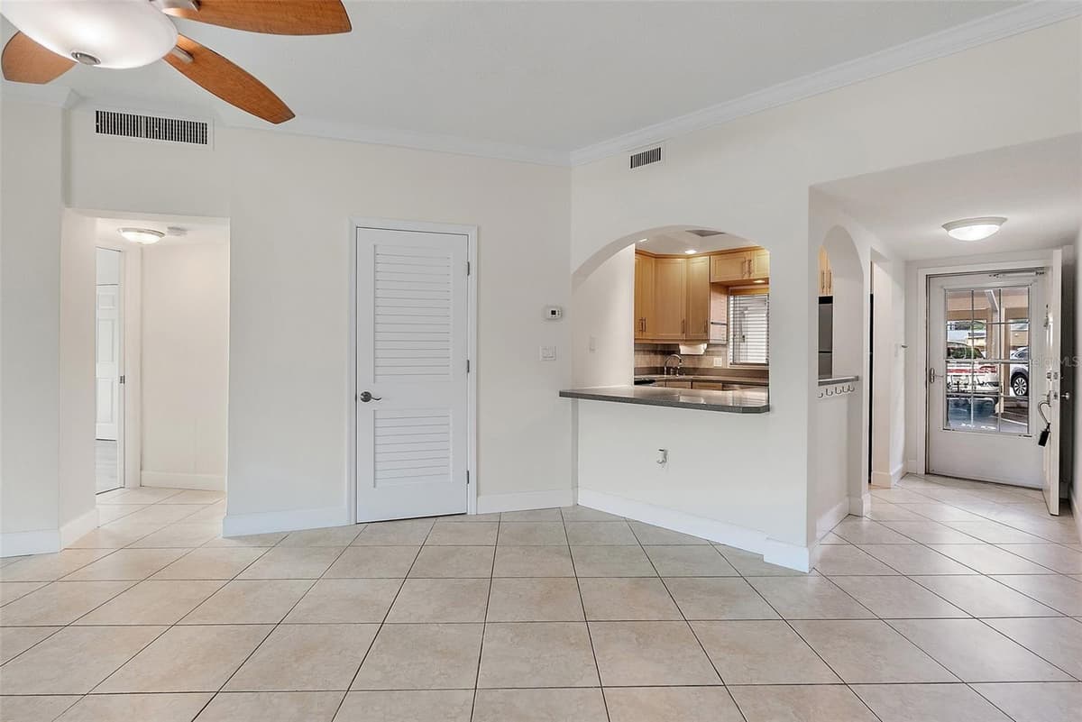 1200 SHORE DRIVE — photo 8 of 38