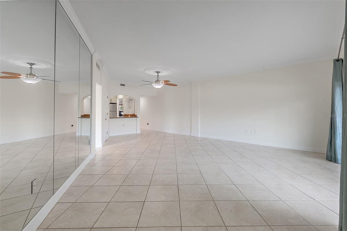 1200 SHORE DRIVE — photo 9 of 38
