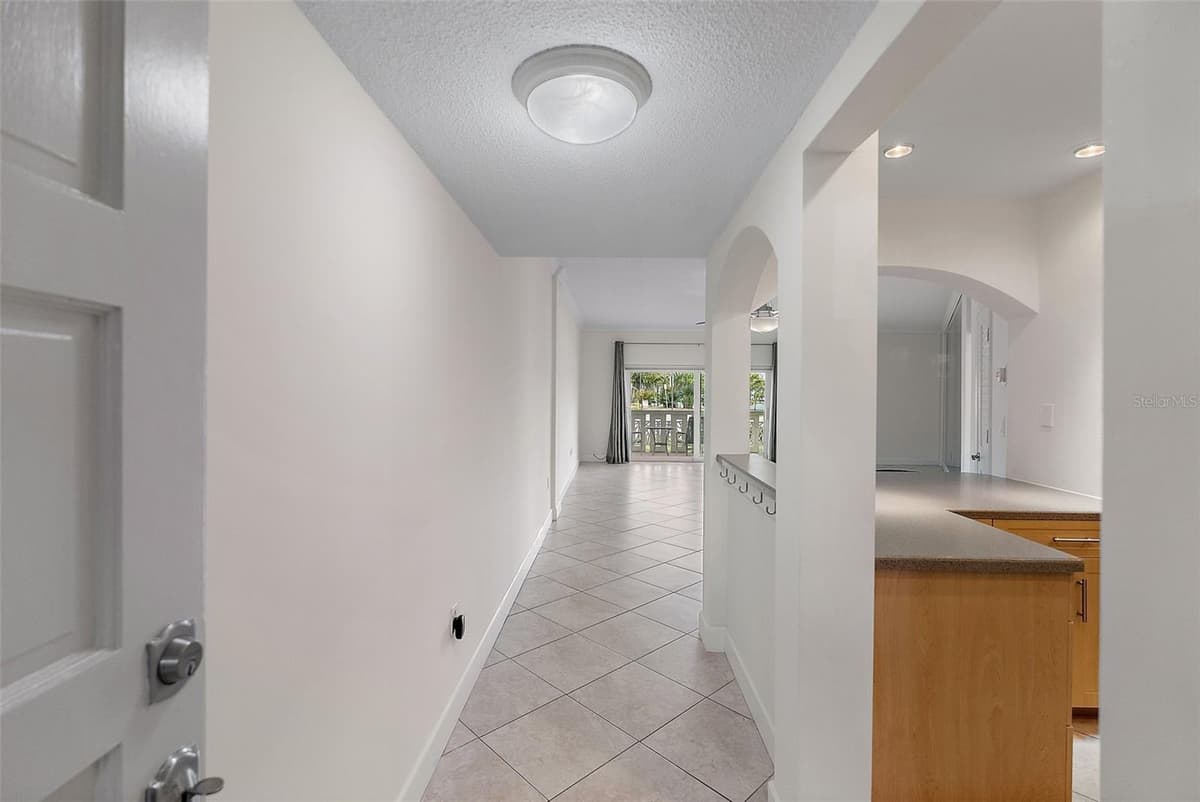 1200 SHORE DRIVE — photo 6 of 38
