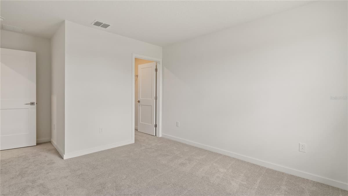 3165 CUP DRIVE — photo 23 of 53