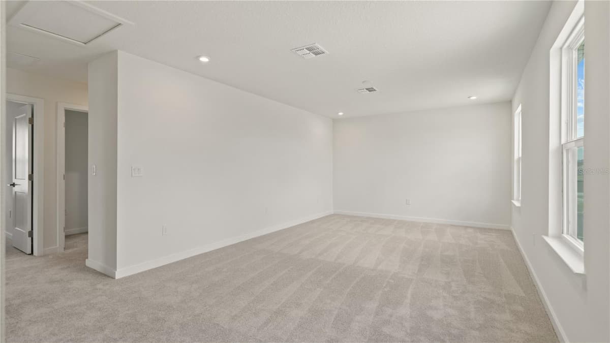 3165 CUP DRIVE — photo 16 of 53