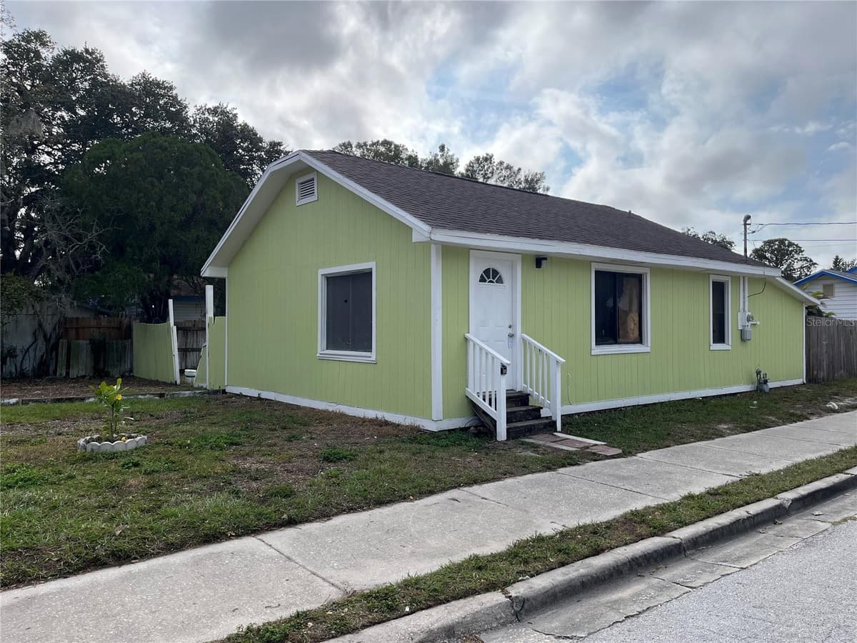 1554 TILLEY AVENUE — photo 1 of 18