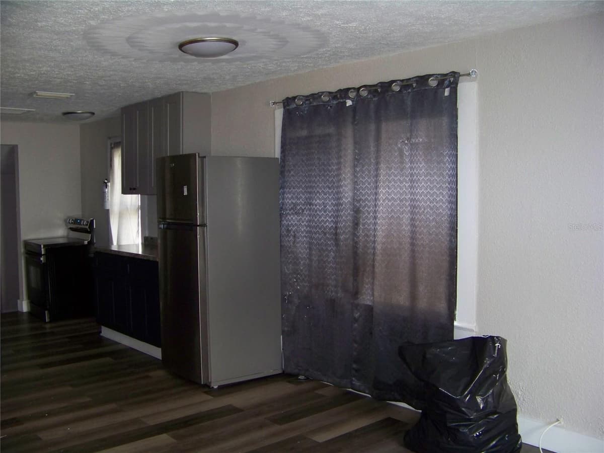 1554 TILLEY AVENUE — photo 6 of 18