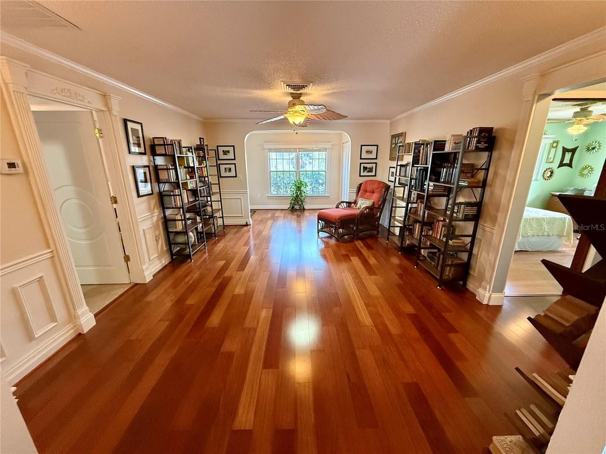 468 CEIL DRIVE — photo 9 of 41