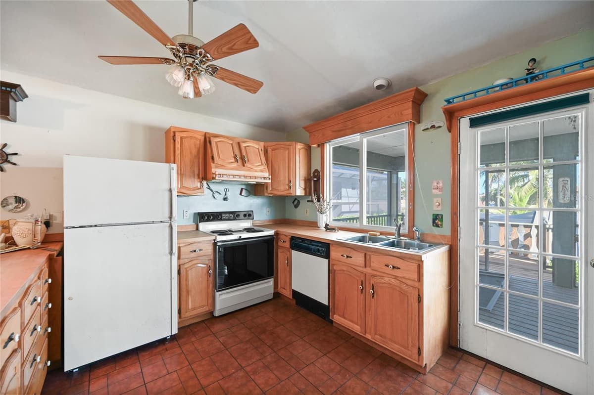 103 TAHITI CIRCLE — photo 12 of 41